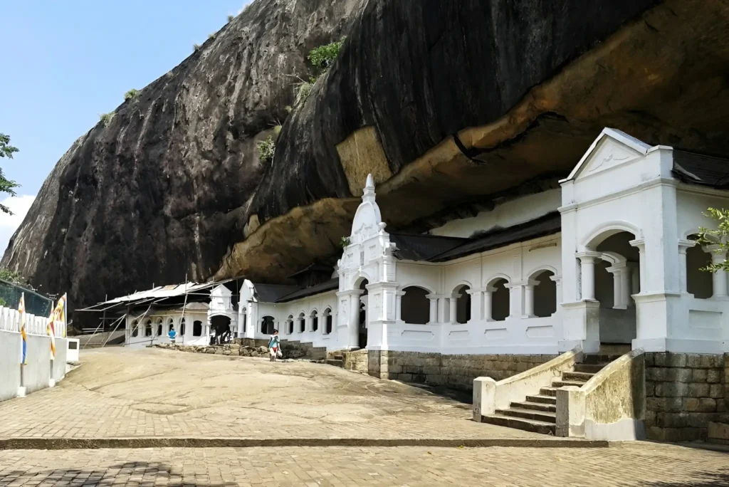 sigiriya-day-tour-img(1)