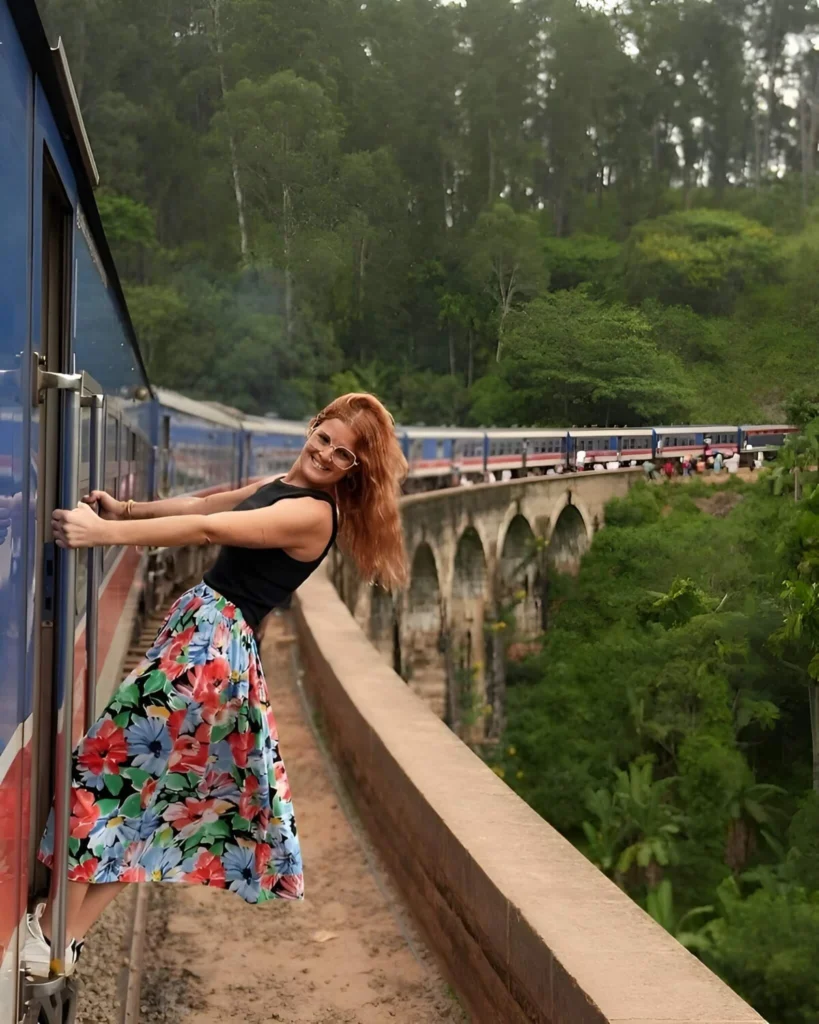 ella-nine-arch-bridge